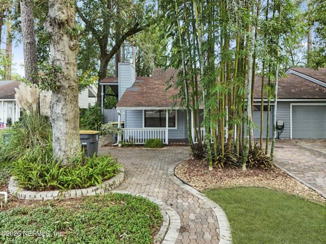 6631 WELLINGTON PLACE Lane