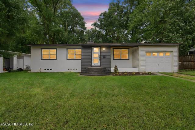 2119 MERCER Circle