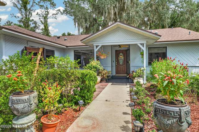 657 SE 2ND Avenue, home for sale in Melrose