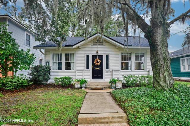 1088 CHERRY Street
