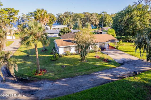 105 PARADISE Circle, home for sale in Crescent City