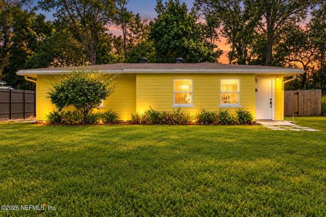 3648 CEDAR Drive home for sale in Spring Park