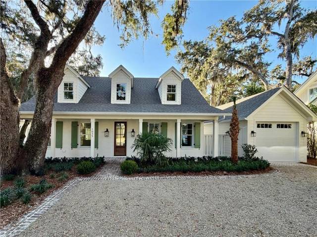 Village Oaks