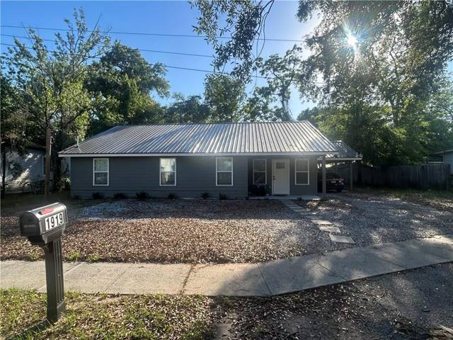 1919 Stonewall Street home for sale in Town Commons