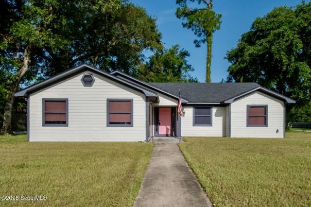 100 Pinedale Drive home for sale in Crooked River Plantation