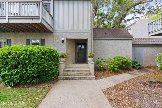 652 N Golf Villas home for sale in North Golf Villas Condos