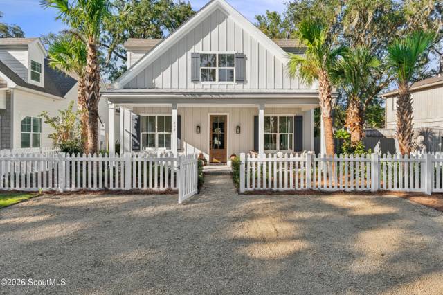 262 Menendez Avenue