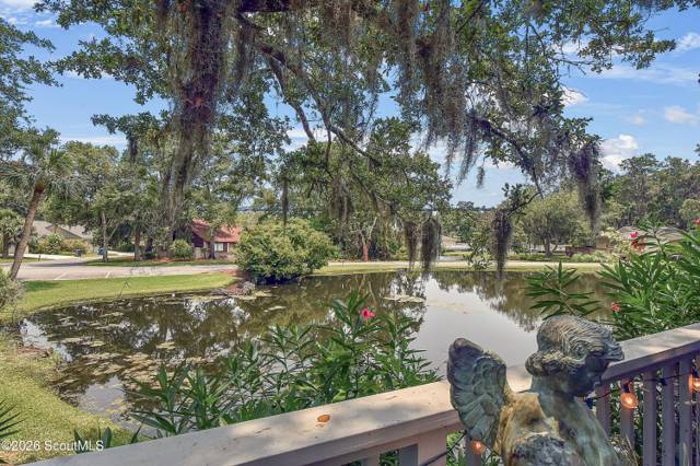 668 N Golf Villas Rd