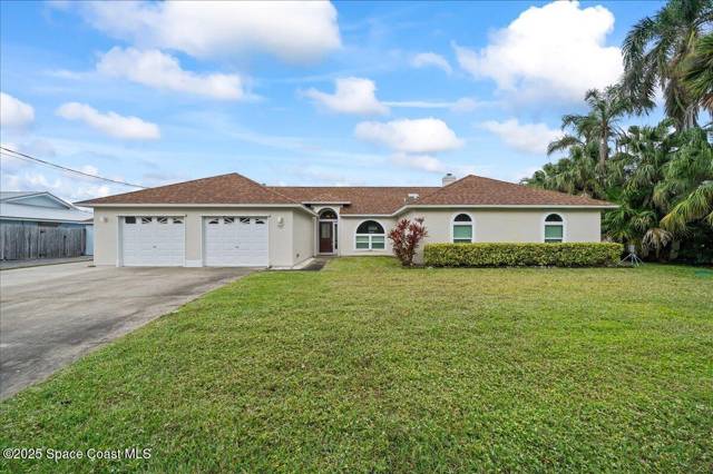 284 Hiawatha Way home for sale in Sunnyland Beach