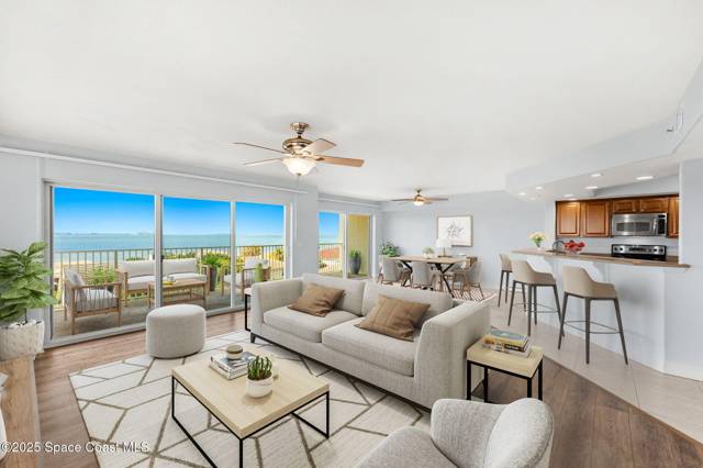 Bayport Condo
