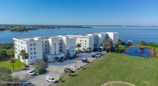 Diamond Bay Condo