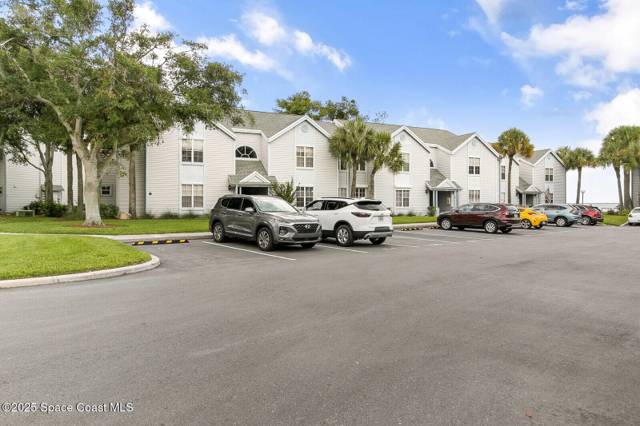 Sunrise Landing Iii Condo