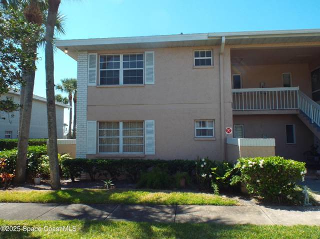 Woodside At Port Malabar Condo
