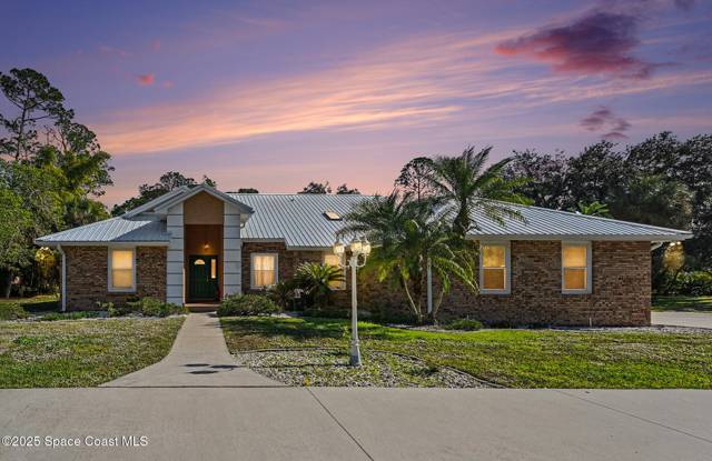 2956 Long Lake Drive home for sale in Windover Farms Of Melbourne Pud Melbourne
