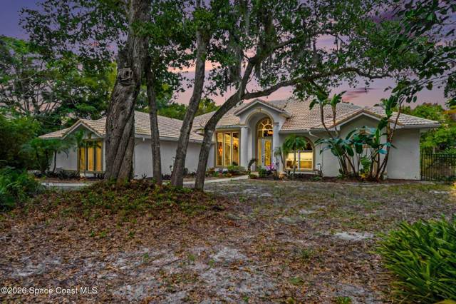 Hacienda Del Sol Estates
