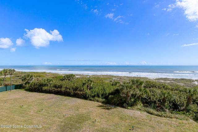Windward E Condo