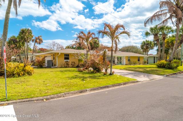 901 S Palm Avenue, Indialantic 32903 home for sale