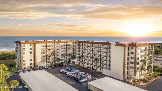 Windward E Condo