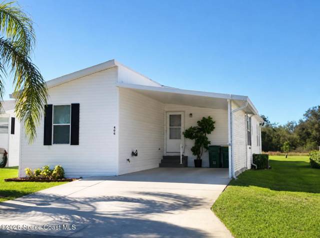 385 Outer Drive home for sale in Northwest Lakes Condo