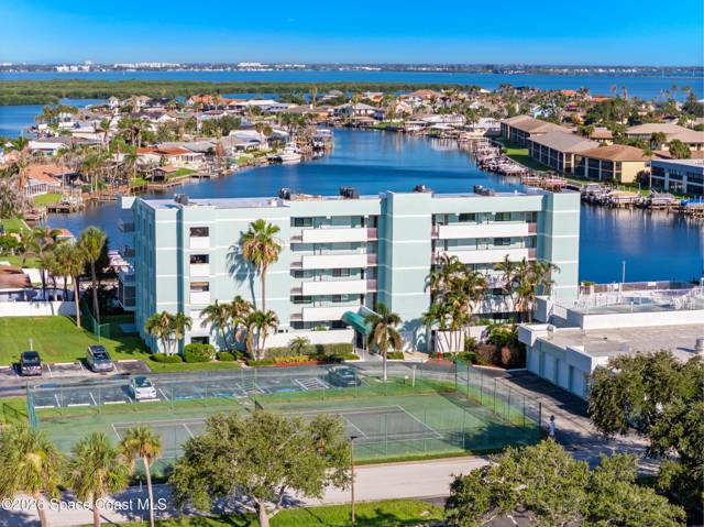 The Commodore Condo