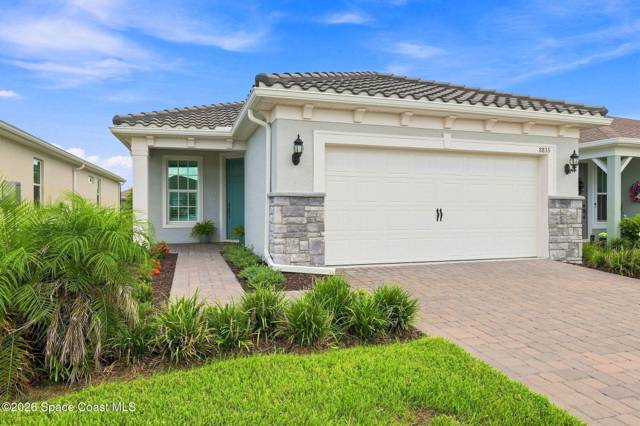 8833 Nixie Avenue, Melbourne 32940 home for sale