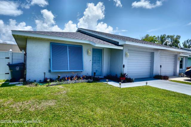 37 E Towne Place home for sale in Circle Park