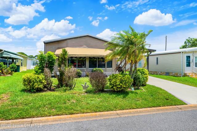 602 N Dolphin Circle, home for sale in Barefoot Bay