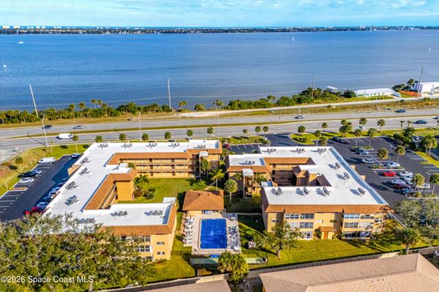 Shady Dell Riverview Condo