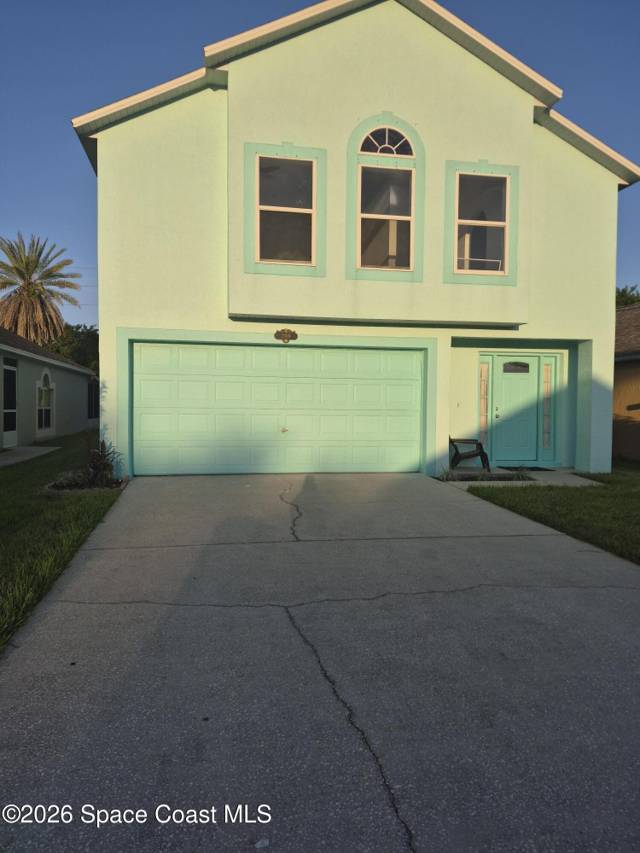 2169 Redwood Circle