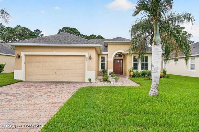 228 Abernathy Circle home for sale in Bayside Lakes