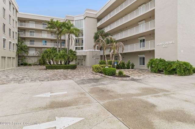 Sand Dunes Oceanfront Condo