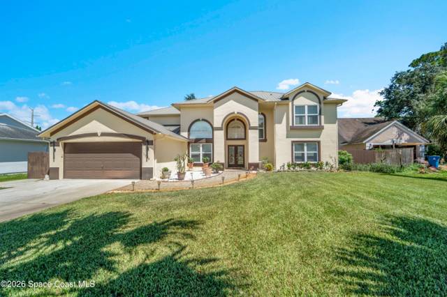1579 Elmhurst Circle