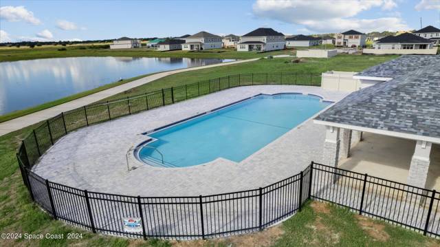 1276 Canfield Circle home for sale in Gardens At Waterstone