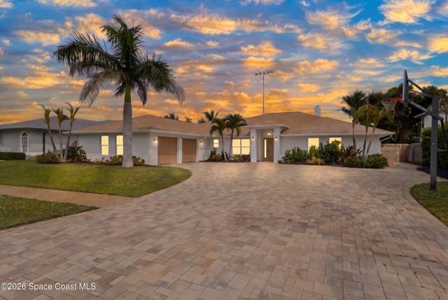 1031 E River Oaks Drive