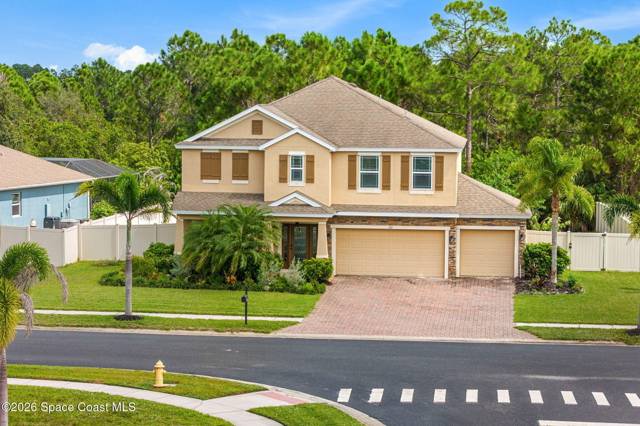 547 Stonebriar Drive home for sale in Stonebriar At Bayside Lakes