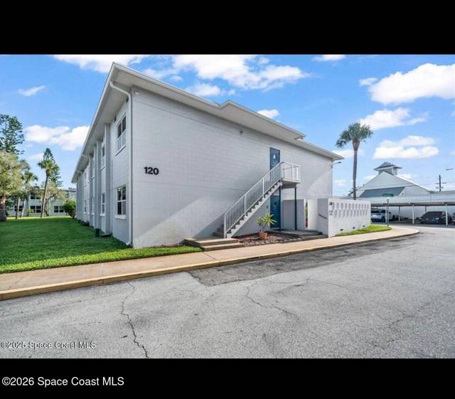 120 Mutiny Lane #C3-208 home for sale in Merritt Island Co-Op Apartments Inc