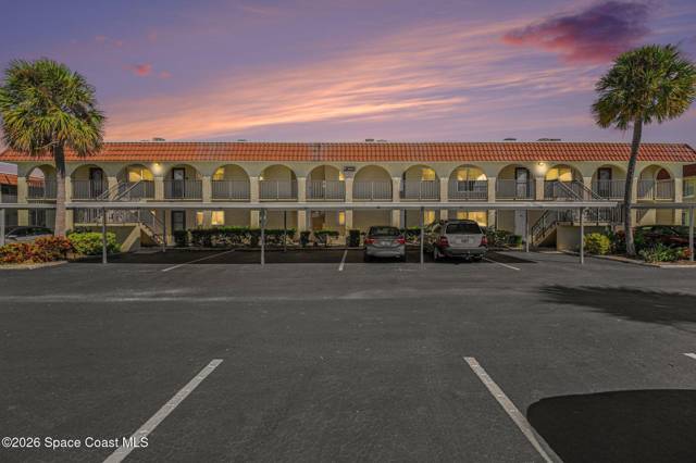 201 Saint Lucie Lane #907