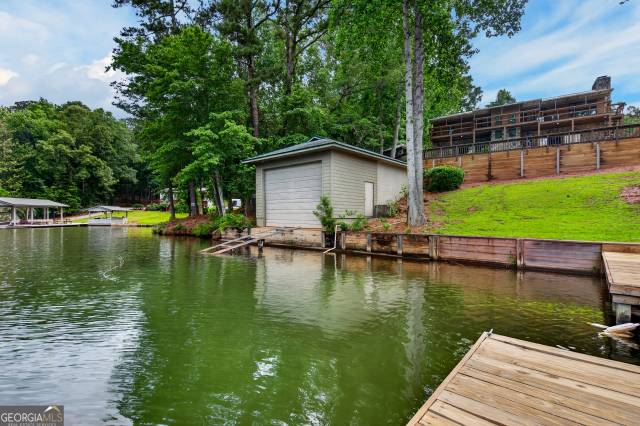 180 Old House Road, home for sale in Hamilton