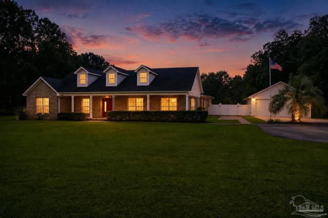 1911 Tillman Ln, Pensacola 32526 home for sale