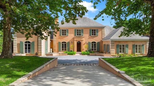 1725 E La Rua St home for sale in New City