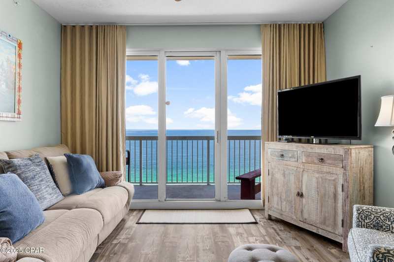1 bedroom Condominium at 5115 Gulf Drive 2105, Seychelles Resort Condominium, Panama City — photo 1
