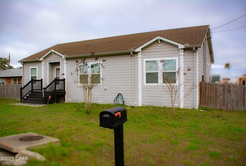3 bedroom ManufacturedHome at 1224 Grace Avenue, Bry-Co Park, Panama City — photo 2