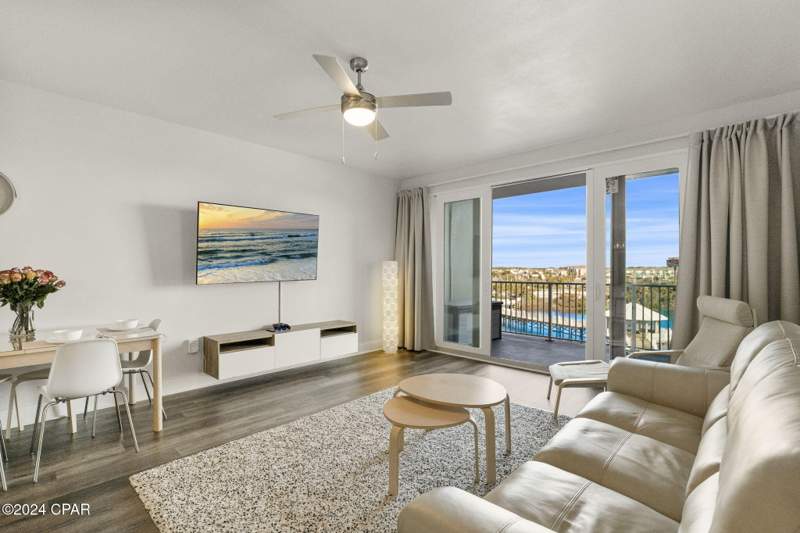 2 bedroom Condominium at 9860 S Thomas Drive 309, Laketown Wharf Phase II, Panama City — photo 2