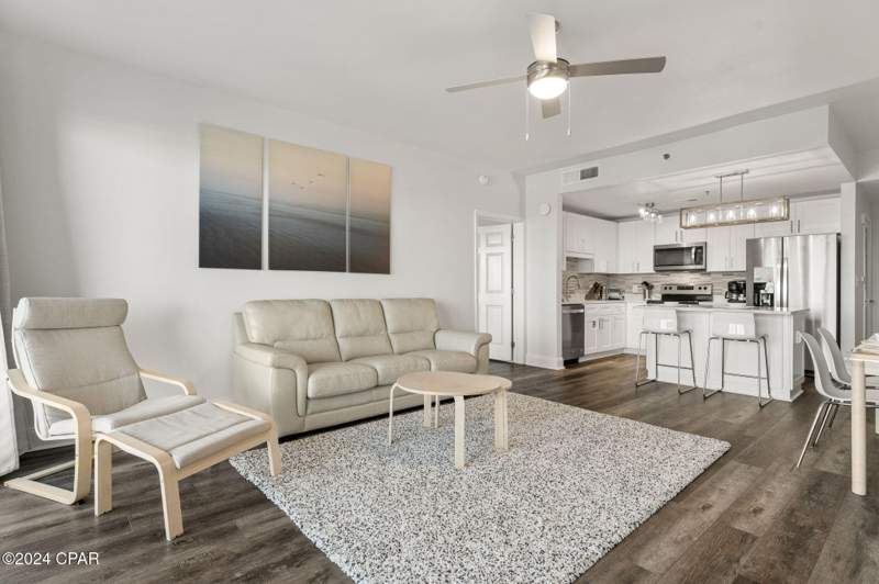 2 bedroom Condominium at 9860 S Thomas Drive 309, Laketown Wharf Phase II, Panama City — photo 3