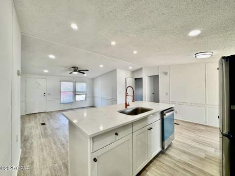 327 Hibiscus Drive, Panama City Beach FL - photo 14 of 49