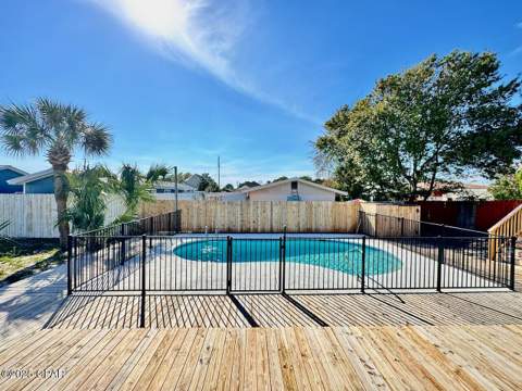327 Hibiscus Drive, Panama City Beach FL - photo 7 of 49