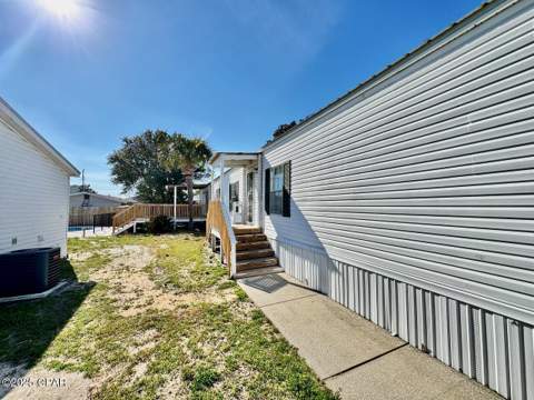 329 Hibiscus Drive, Panama City Beach FL - photo 17 of 42