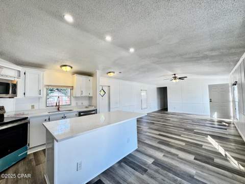 329 Hibiscus Drive, Panama City Beach FL - photo 9 of 42