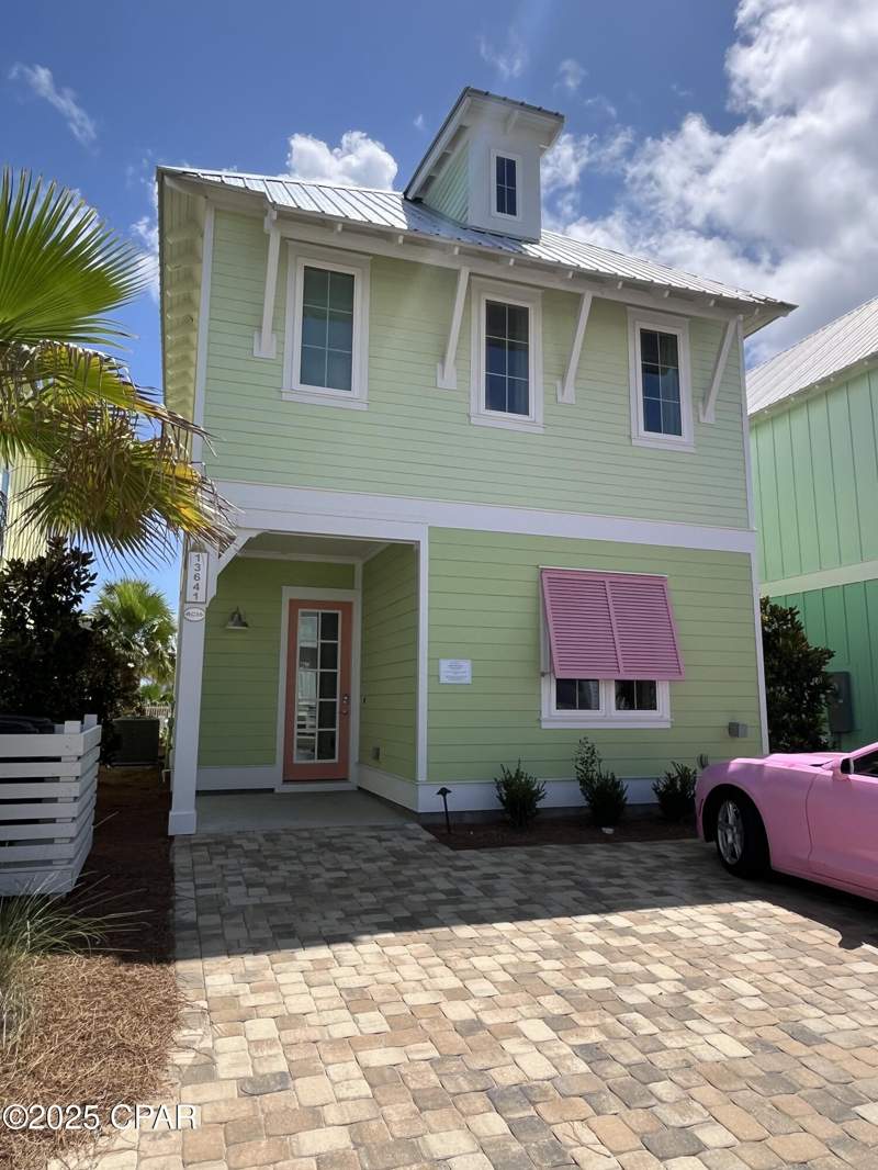 5 bedroom SingleFamilyResidence at 13641 Banana Wind Way, Margaritaville Cottages, Panama City Beach — photo 2