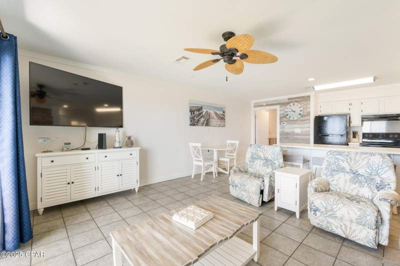 1 bedroom Condominium at 19504 Front Beach Road 1006, Emerald Shores Condo, Panama City Beach — photo 5